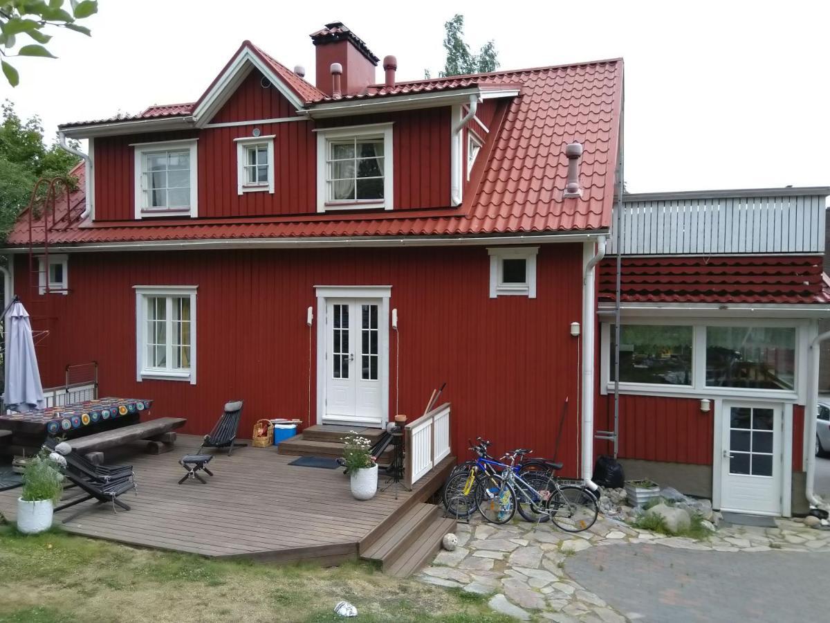 Habitación en casa particular 120 Yrs. Old Log House In Centre *